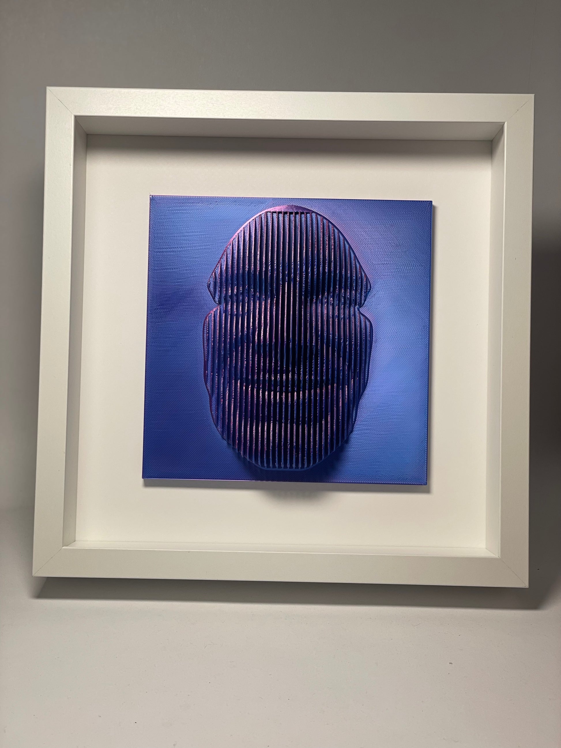 Einzigartiges 3D-Gesichtsrelief – Verewige dein Gesicht in einem plastischen 3D-Druck! Aus deinem Foto wird ein einzigartiges Kunstwerk in Schichten aufgebaut, um realistische Gesichtszüge darzustellen. Gefertigt aus hochwertigem, nachhaltigem PLA, eignet sich dieses individuelle Portrait perfekt als Wanddeko, Geschenk oder als besondere Erinnerung mit persönlichem Charakter.