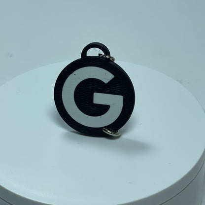 Zweifarbiger Google Schlüsselanhänger aus umweltfreundlichem PLA. NFC-Tag verlinkt direkt auf die Bewertungsseite – praktisch und modern.